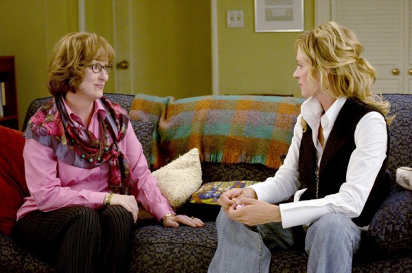 Film Still from "Prime" Meryl Streep, Uma Thurman © 2005 Universal, Image: 94858555, License: Rights-managed, Restrictions: For Editorial Use - Credit Studio Only, Model Release: no, Credit line: Profimedia, Hollywood Archive