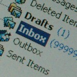 10 e-mail tárgy, amitől eldobjuk a klaviatúrát