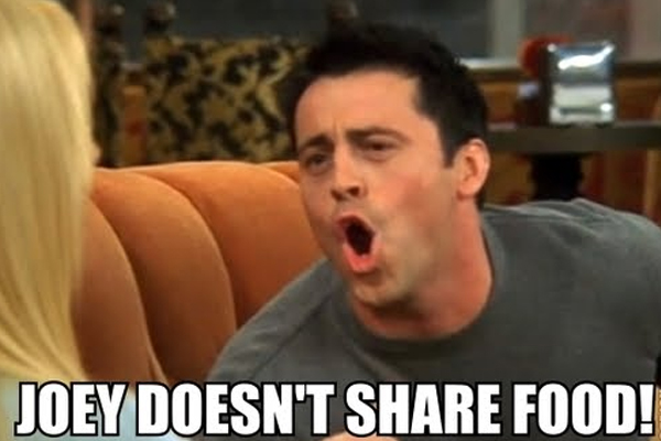 10 igazságtalanság, ha társasággal kajálsz